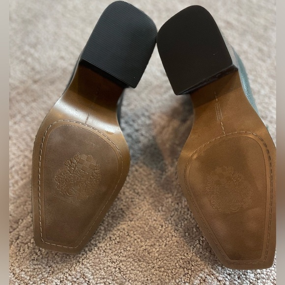 Vince Camuto Segellis Women's Green Leather Block Heel Loafers, Size 8.5 M, NWOT - Picture 7 of 13